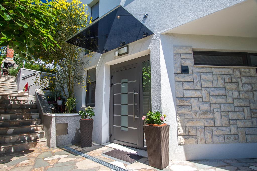 Villa Gg Podstrana Exteriér fotografie